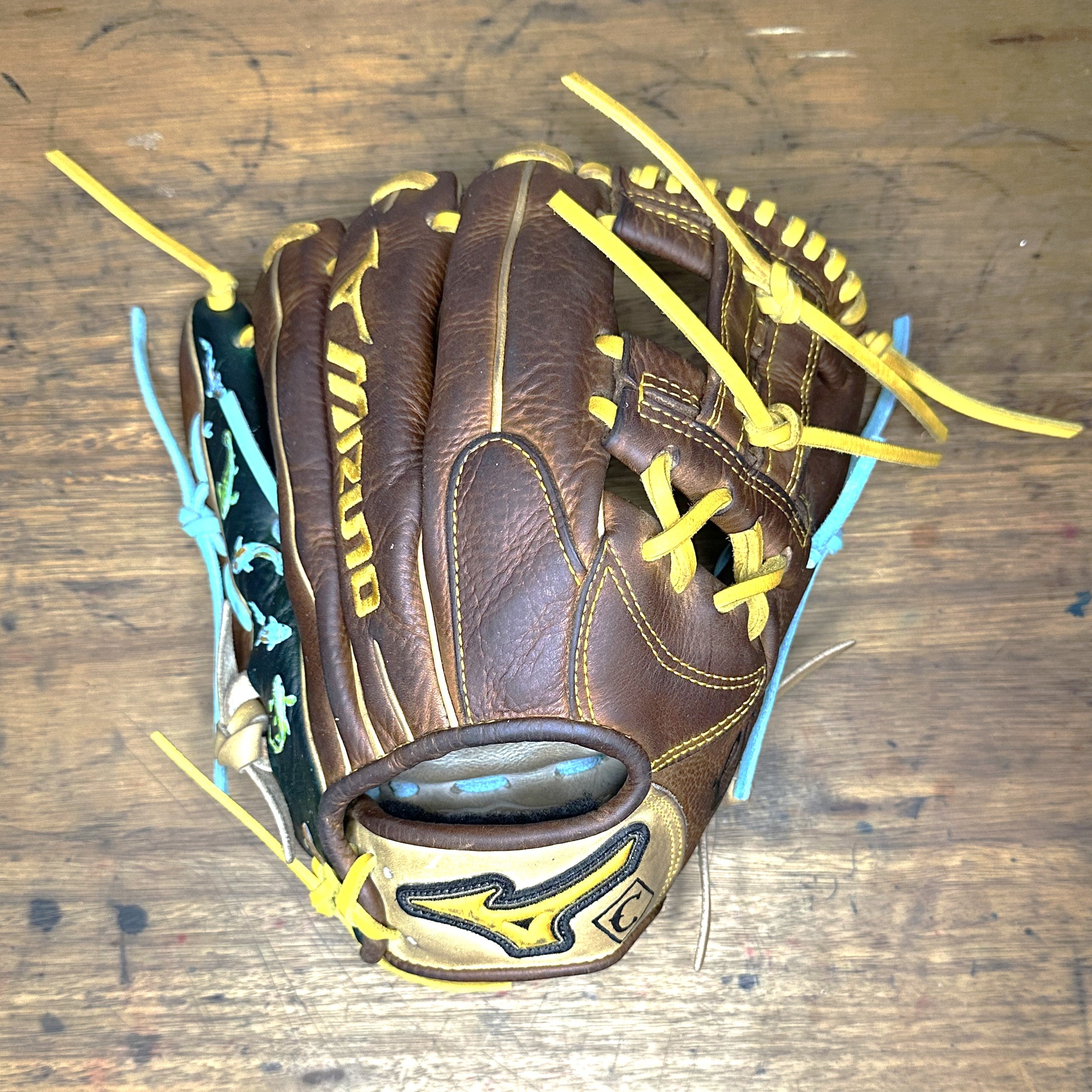 Custom Koi Mizuno Classic GCP 66S Infield Glove