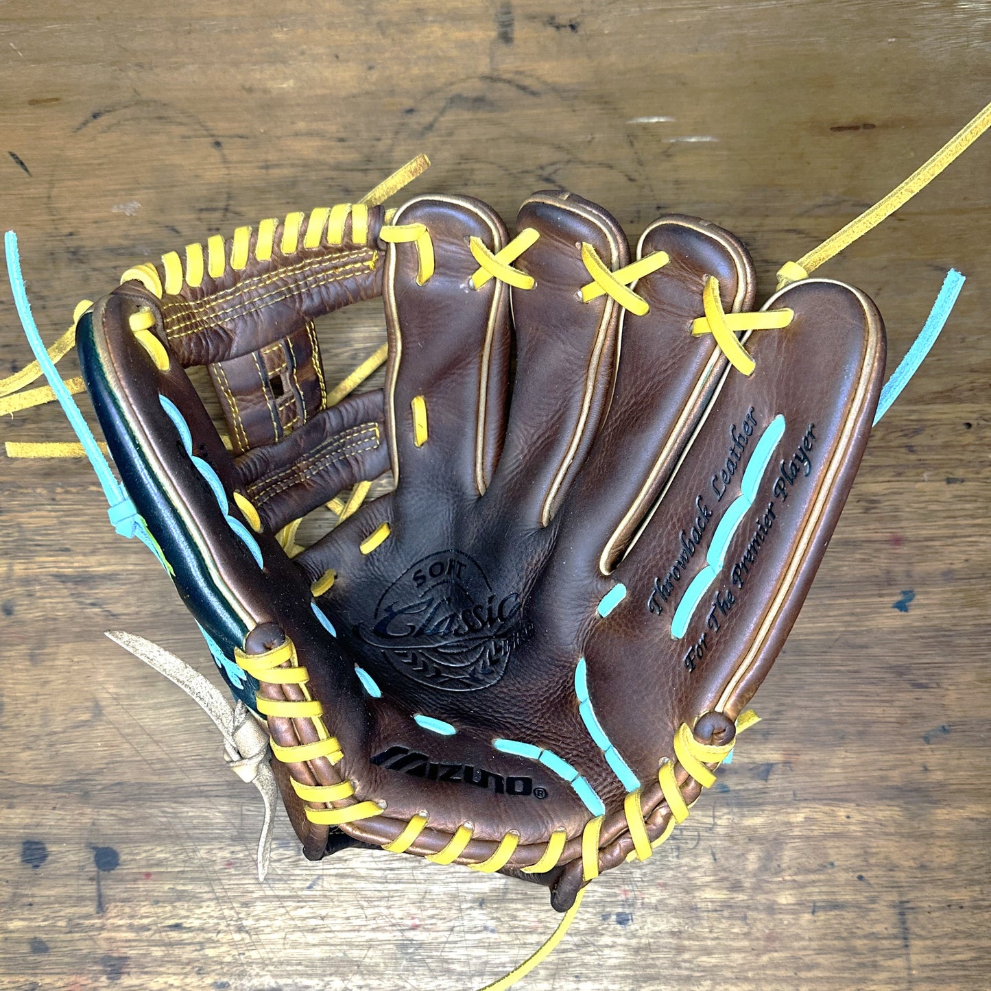 Custom Koi Mizuno Classic GCP 66S Infield Glove