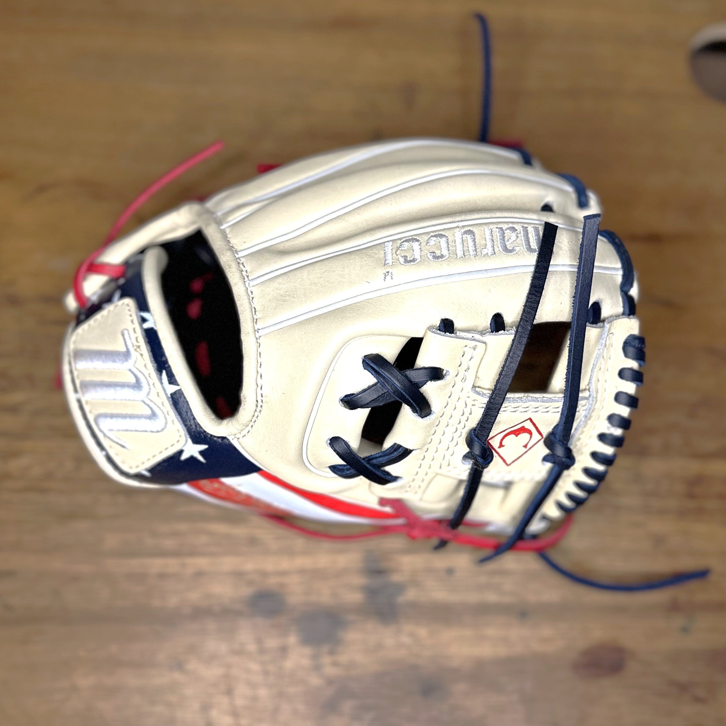 Marucci AS42A2, custom glove, american flag glove