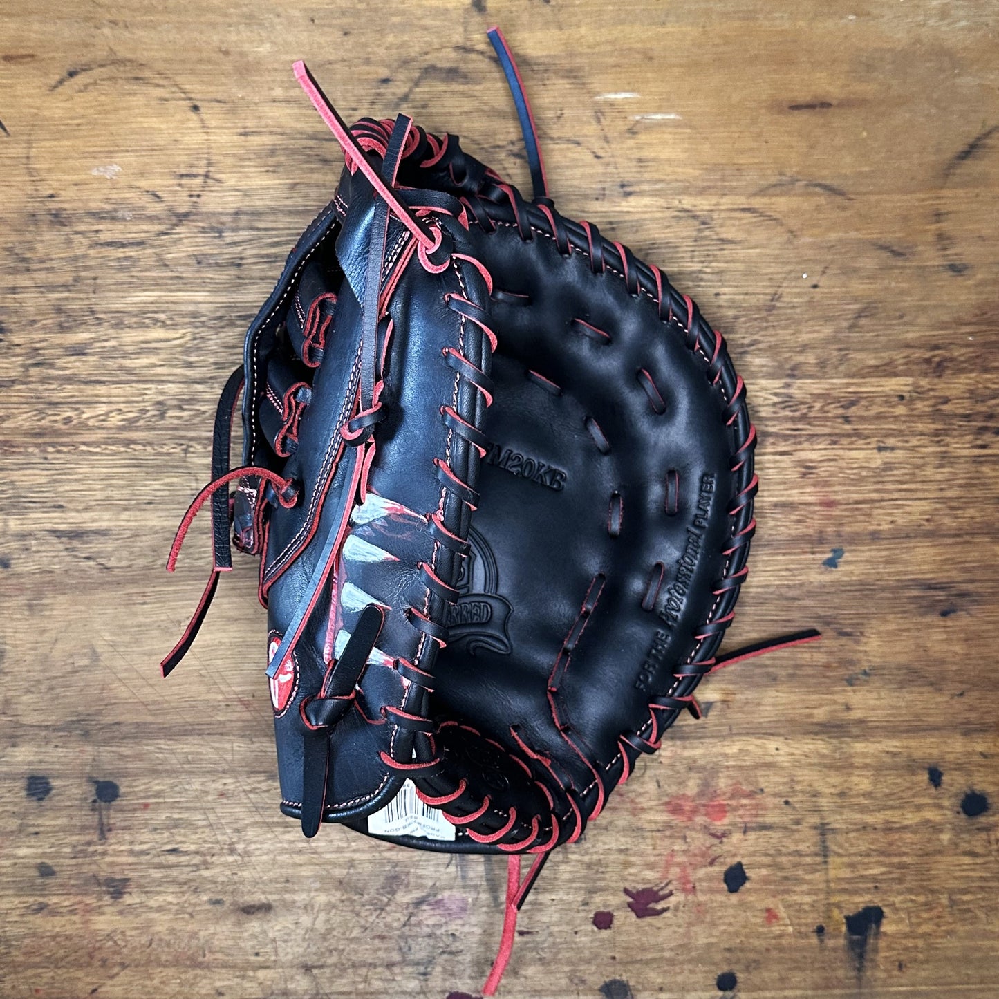 The Dracula Mitt - Custom Rawlings Pro Preferred PROFM20KB