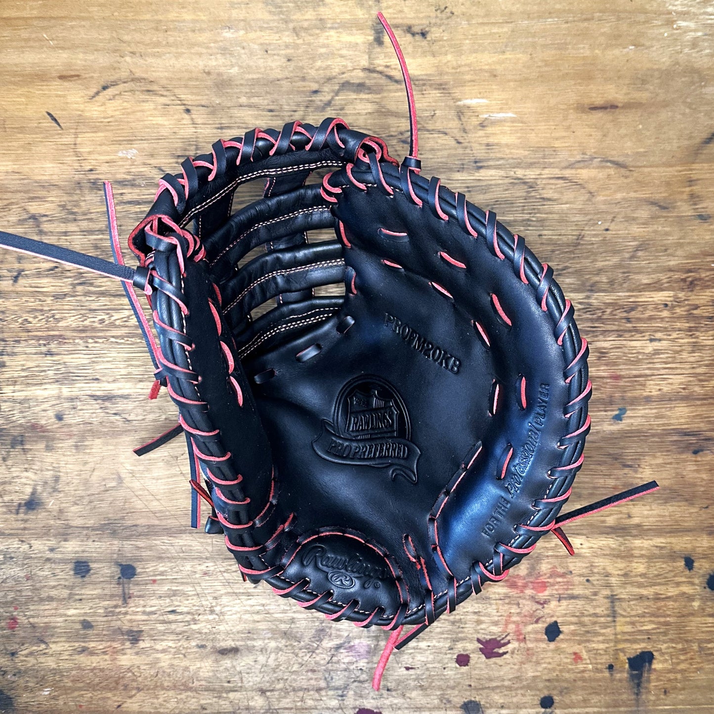The Dracula Mitt - Custom Rawlings Pro Preferred PROFM20KB