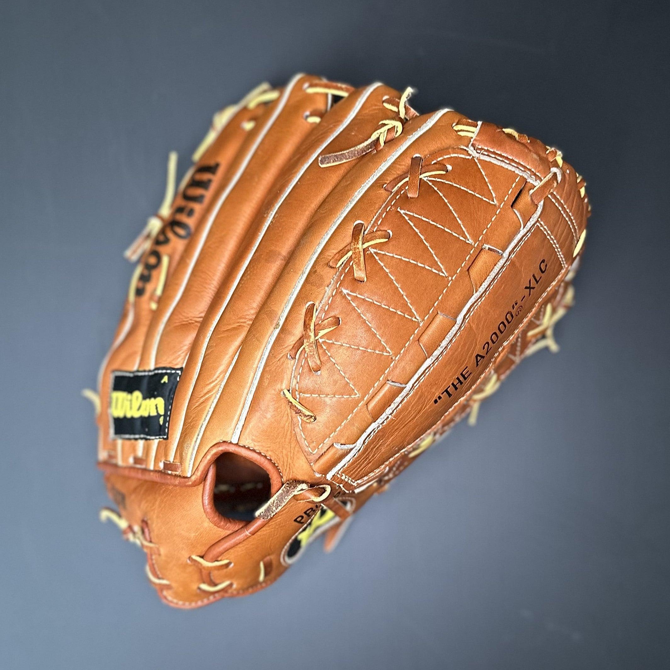 Vintage Wilson A2000-XLC